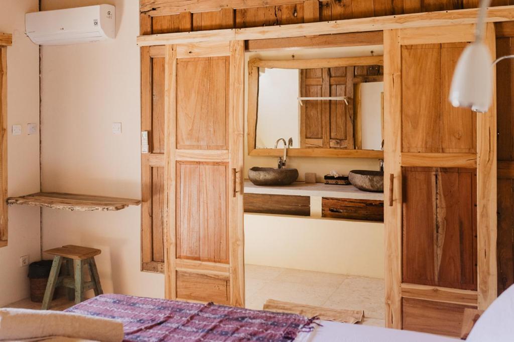 Pemuteran Kalyssa Beach Bungalows מראה חיצוני תמונה